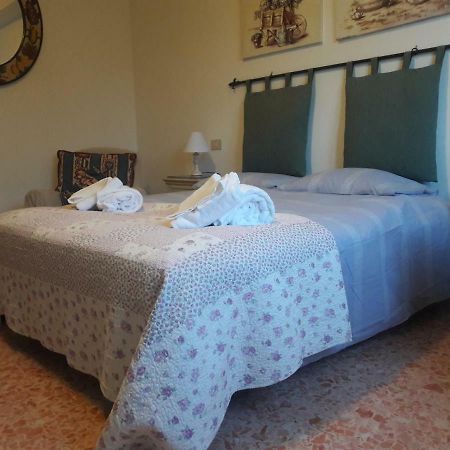A Casa Di Chiara Hotel เปรูจา ภายนอก รูปภาพ